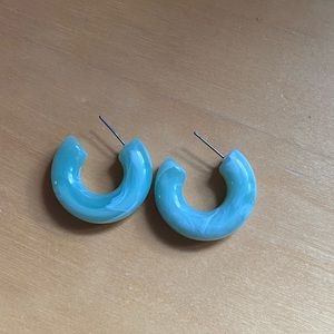 🩵Small Sky Blue hoop earrings🩵